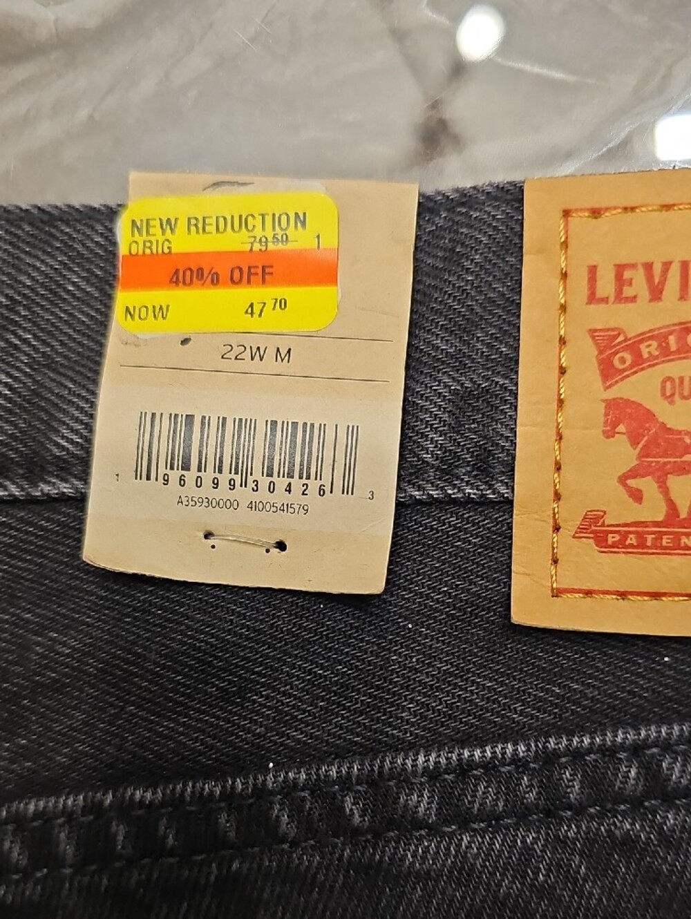 Levi's Black Straight Leg Jeans - Picture 8 of 8